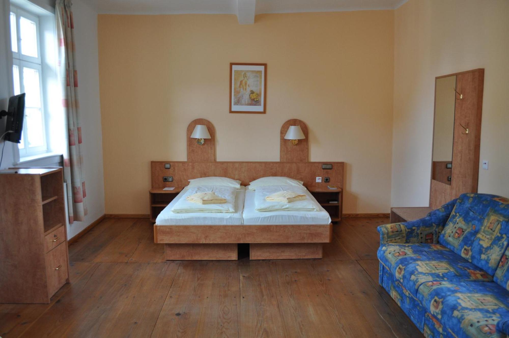 Schlosshotel Am Hainich Behringen  Bilik gambar